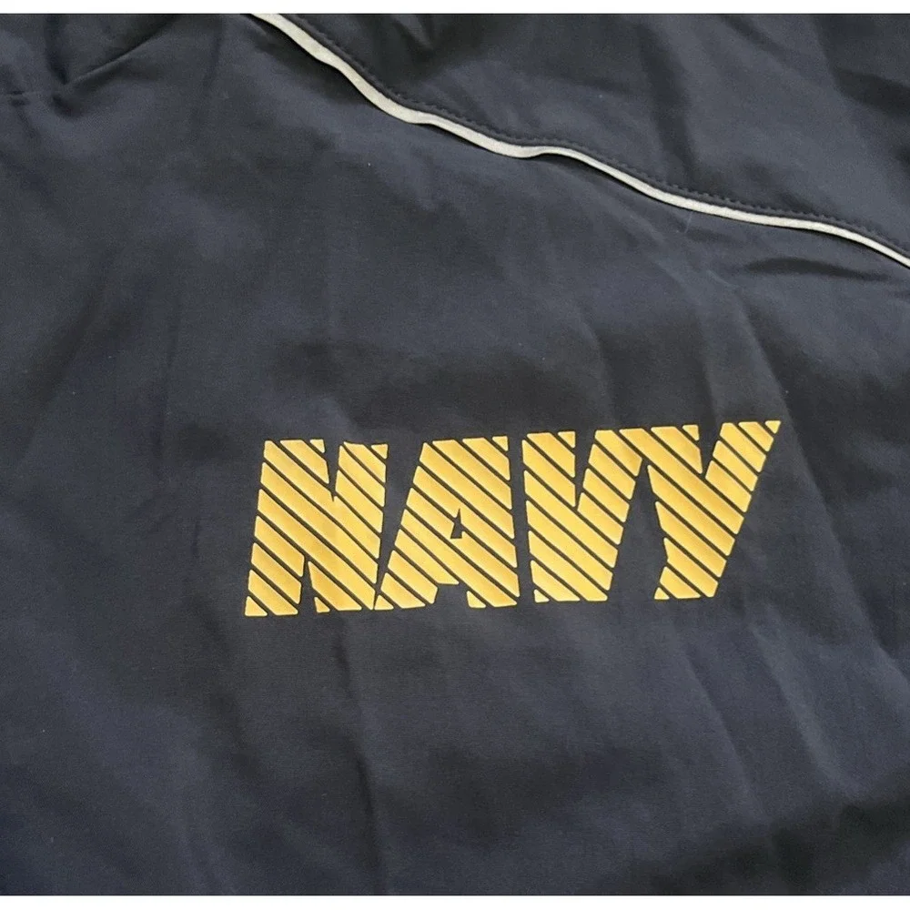 US‎ Navy Long Sleeved, Running Jacket Size Medium Brand New With Tag
